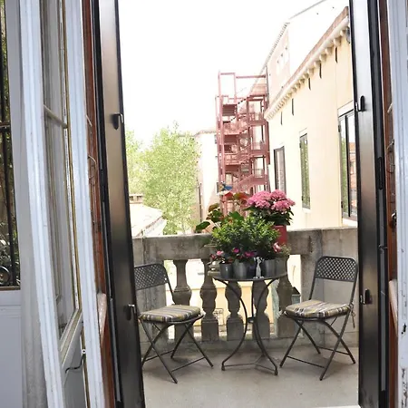 Bed & Breakfast La D'ella Venedig