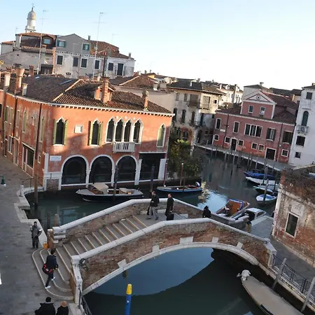 Panzió La D'ella